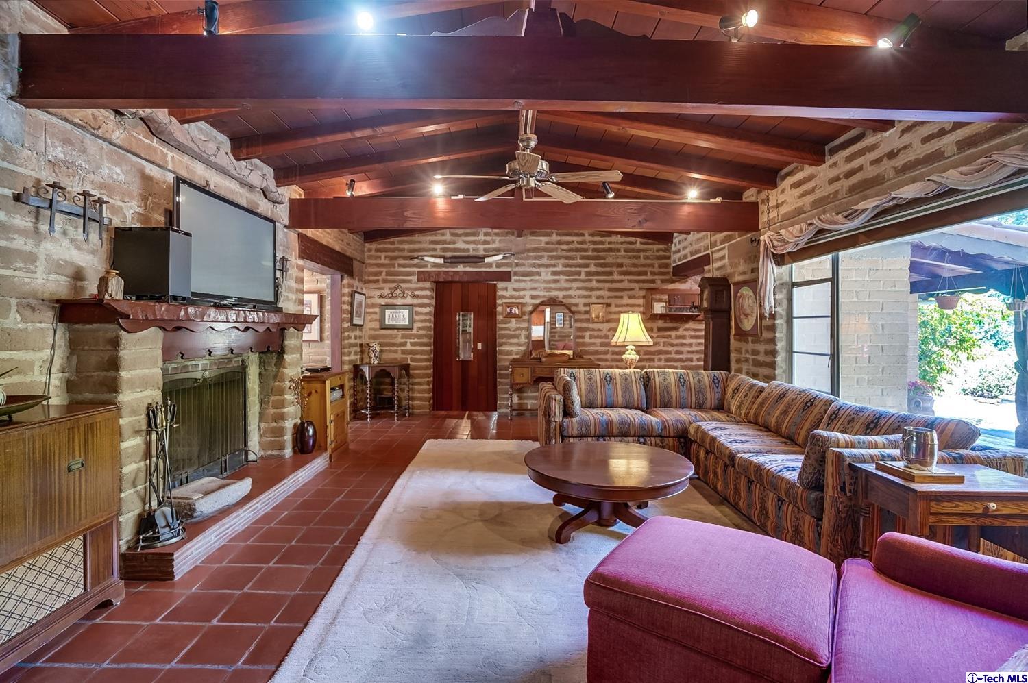 3552 Hollyslope Road Altadena, CA 91001 - Photo 8 of 33 Gallery Image 8
