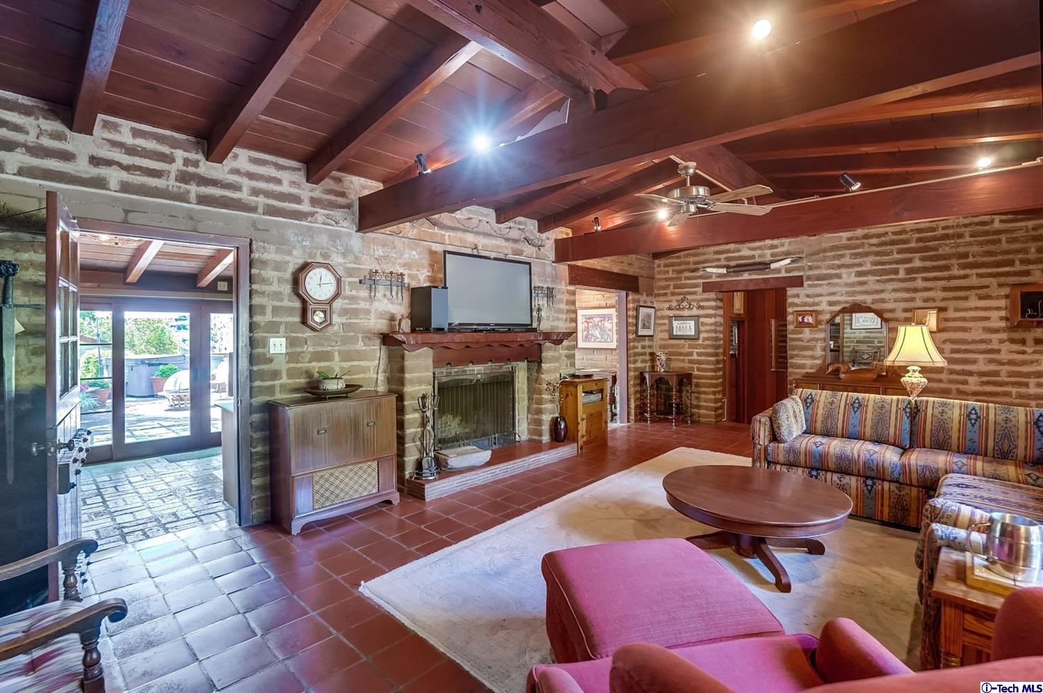 3552 Hollyslope Road Altadena, CA 91001 - Photo 9 of 33 Gallery Image 9