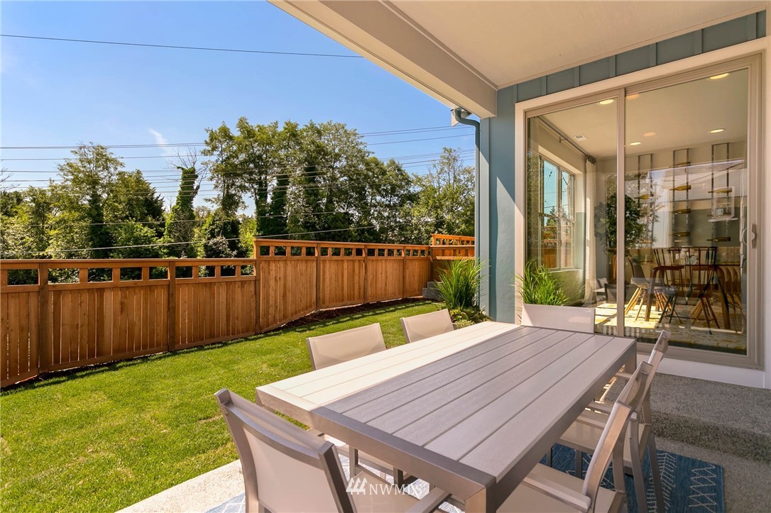 257 Southwest 96th Place Seattle, WA 98106 - Photo 24 of 30 Gallery Image 24