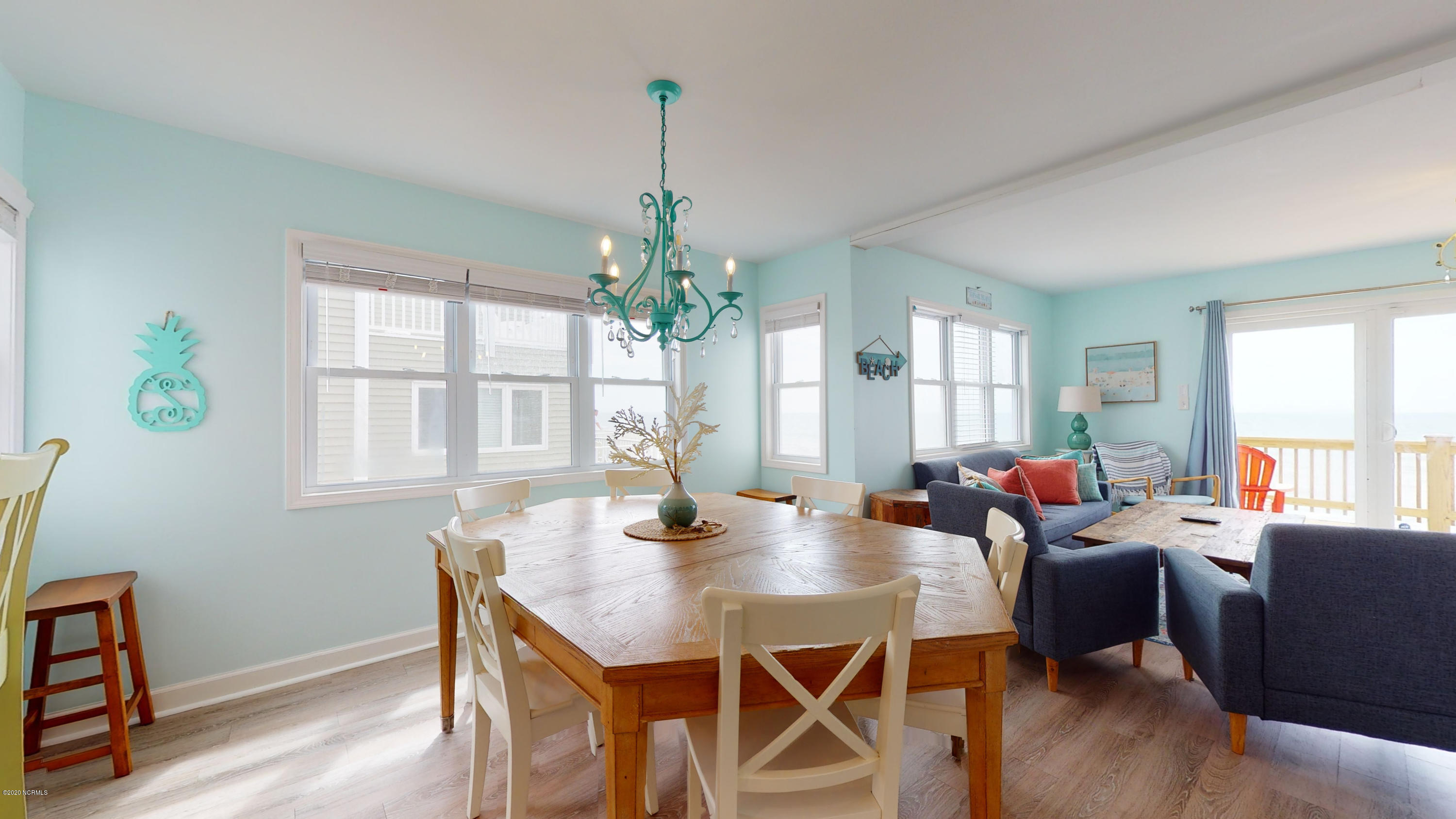 1234 New River Inlet Road North Topsail Beach, NC 28460 - Photo 10 of 42 Dining area