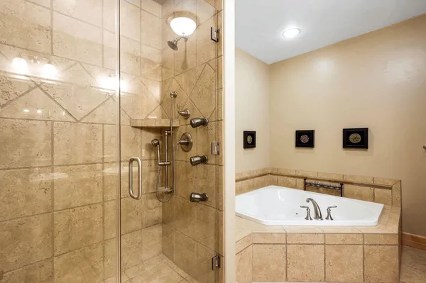 $1,149,000 | 8111 Harbor Lane, Unit 102, Baileys Harbor, WI 54202