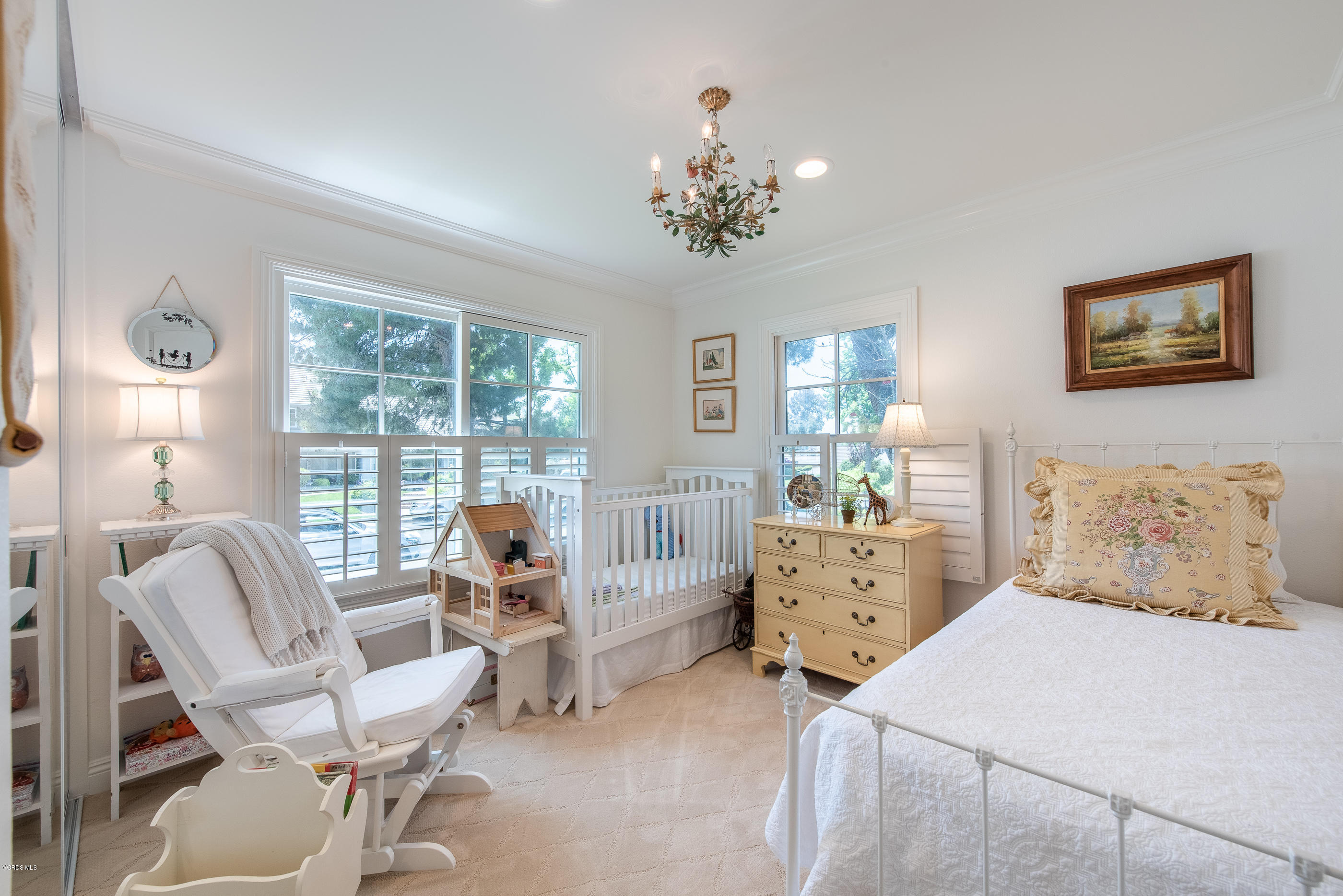 270 Longbranch Road Simi Valley, CA 93065 - Photo 21 of 51 270 Longbranch Rd Simi Valley-27