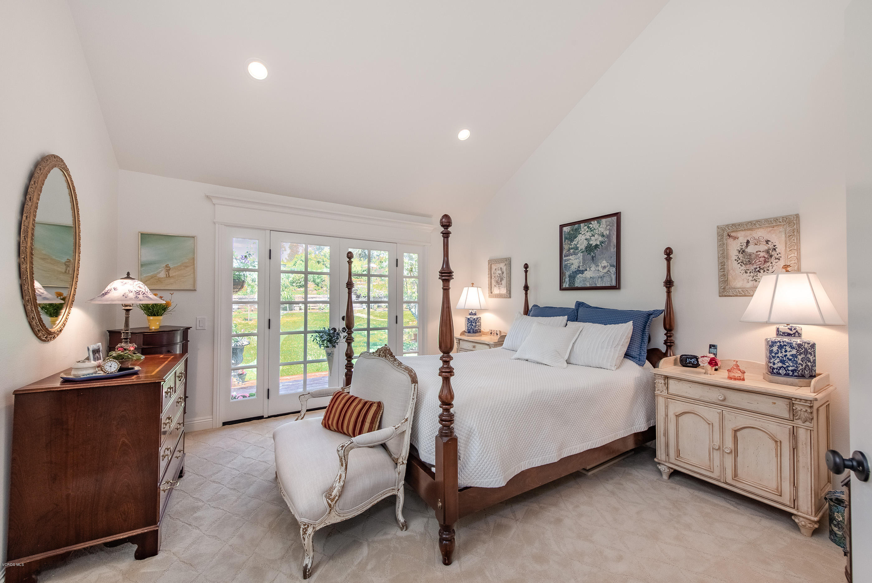 270 Longbranch Road Simi Valley, CA 93065 - Photo 23 of 51 270 Longbranch Rd Simi Valley-29