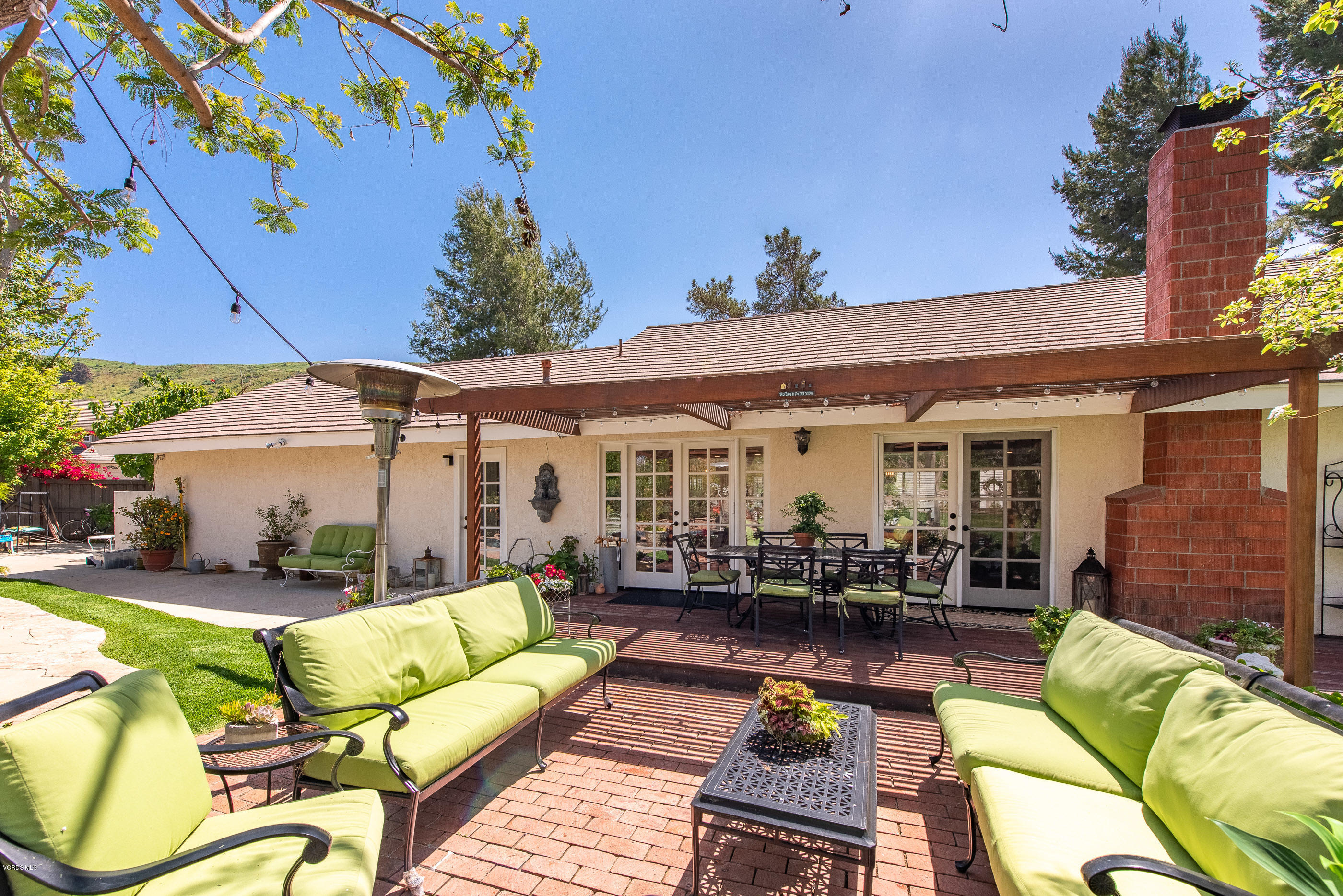 270 Longbranch Road Simi Valley, CA 93065 - Photo 36 of 51 270 Longbranch Rd Simi Valley-42