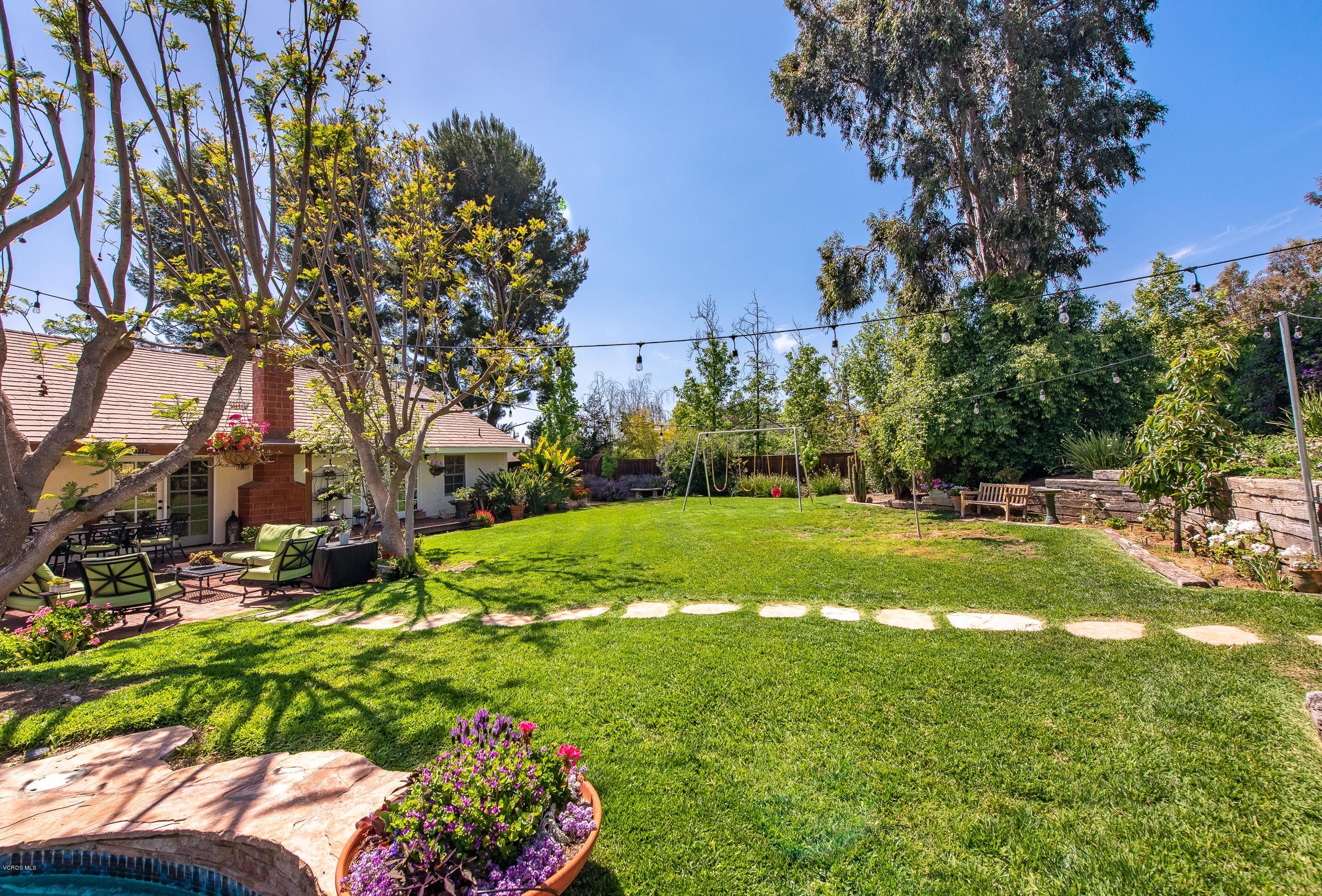 270 Longbranch Road Simi Valley, CA 93065 - Photo 37 of 51 270 Longbranch Rd Simi Valley-49