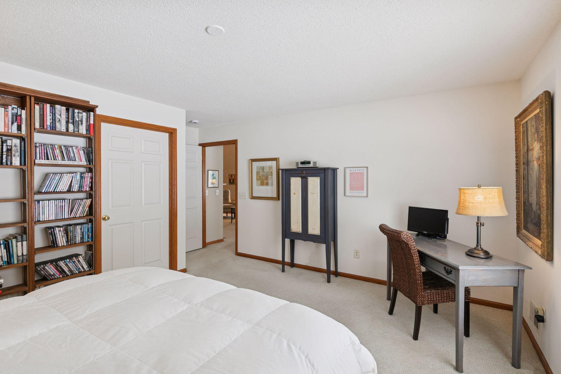 13136 Falcons Way Savage, MN 55378 - Photo 25 of 35