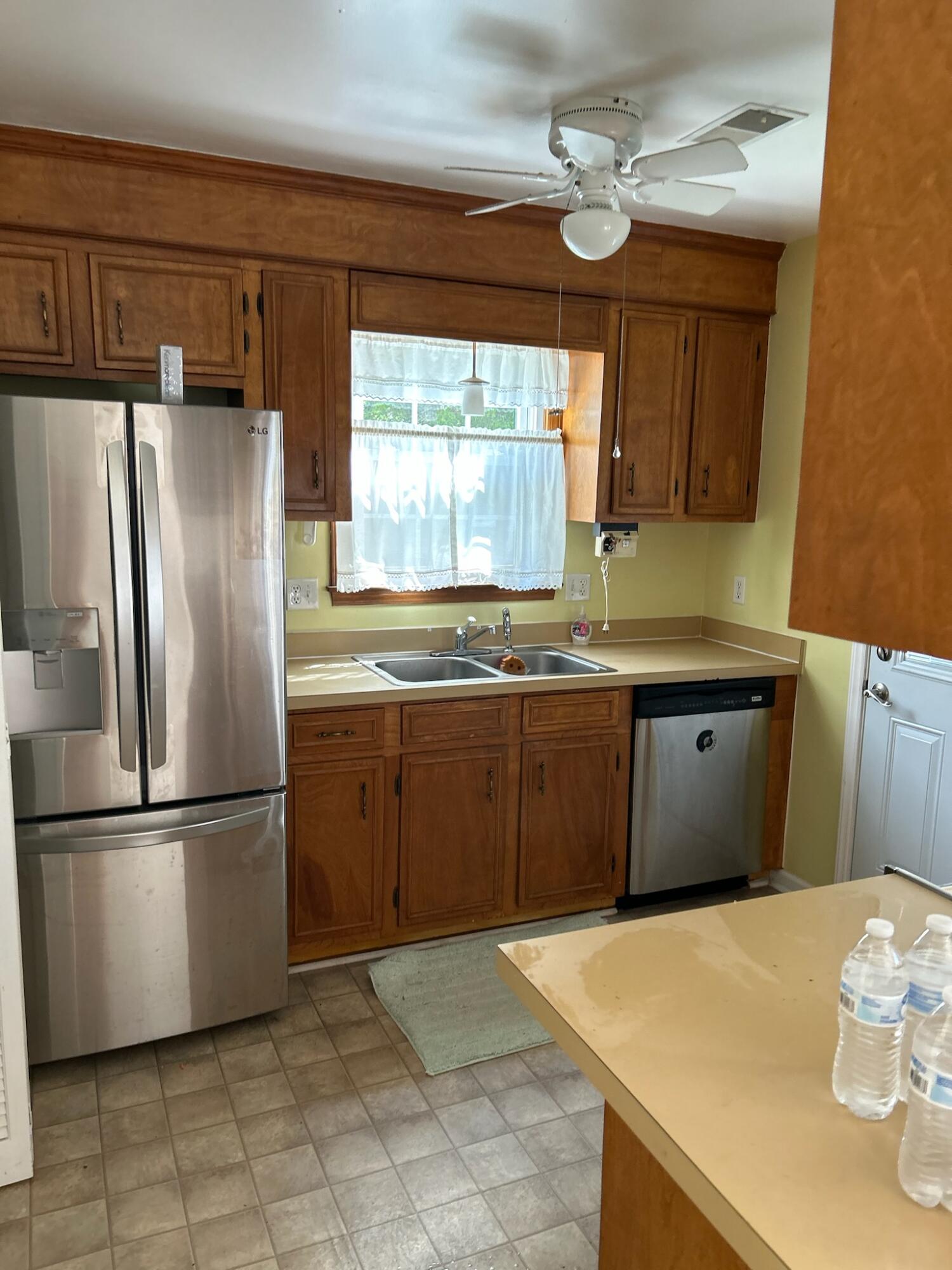 112 East Dean Road Irmo, SC 29063 - Photo 3 of 28