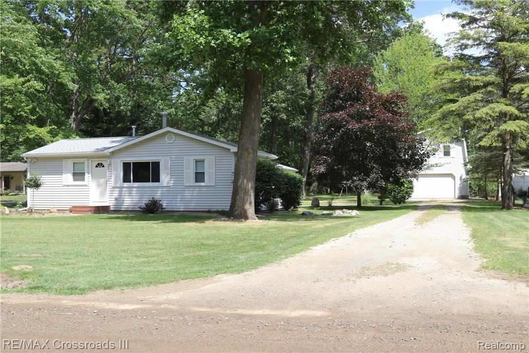 21381 Elwell Road Belleville, MI 48111 - Photo 22 of 23 IMG_0313.JPG