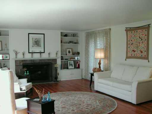 2740 Mt Royal Road Pittsburgh, PA 15217 - Photo 2 of 8 Gallery Image 2