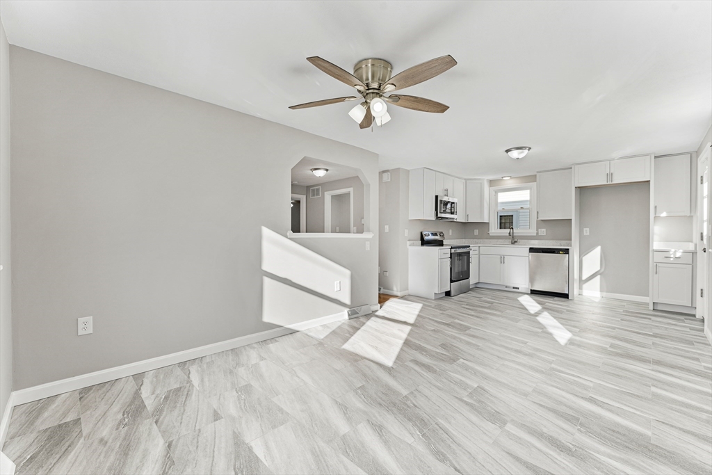 16 Pines Road Billerica, MA 01821 - Photo 17 of 41 Gallery Image 17