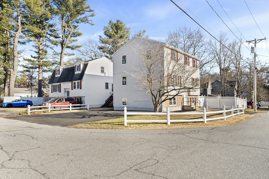 16 Pines Road Billerica, MA 01821 - Photo 2 of 41 Gallery Image 2