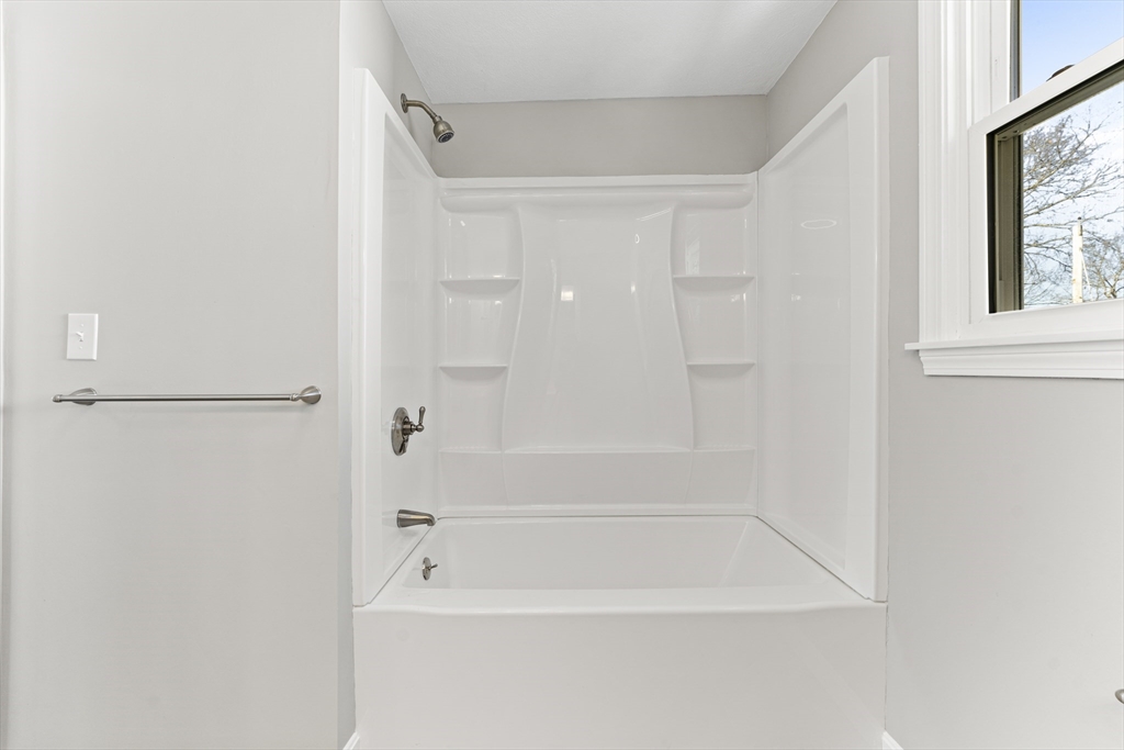 16 Pines Road Billerica, MA 01821 - Photo 35 of 41 Gallery Image 35