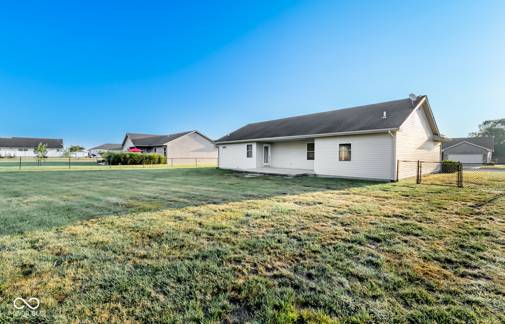 3440 Elizabeth's Way Seymour, IN 47274 - Photo 11 of 81