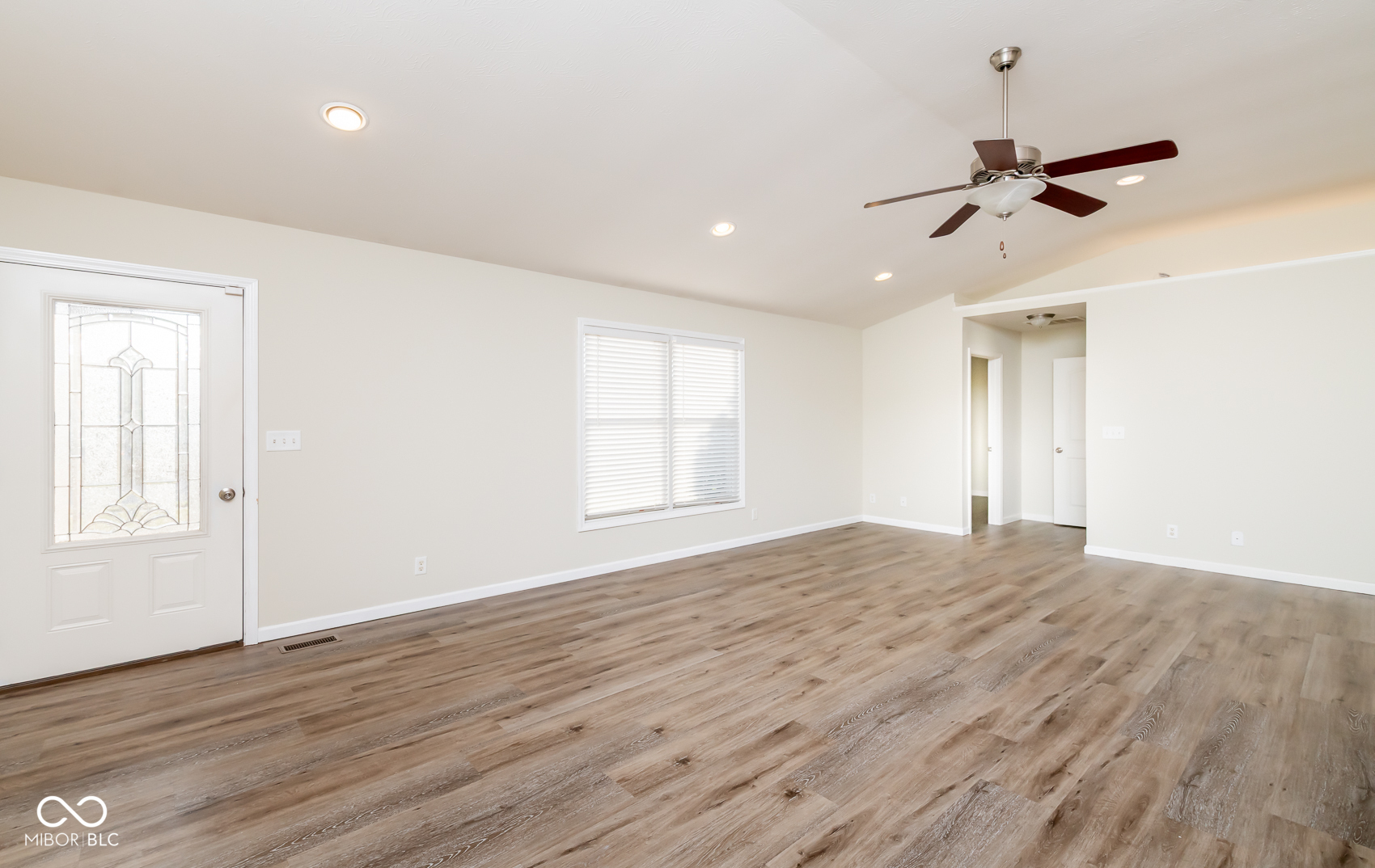 3440 Elizabeth's Way Seymour, IN 47274 - Photo 18 of 81