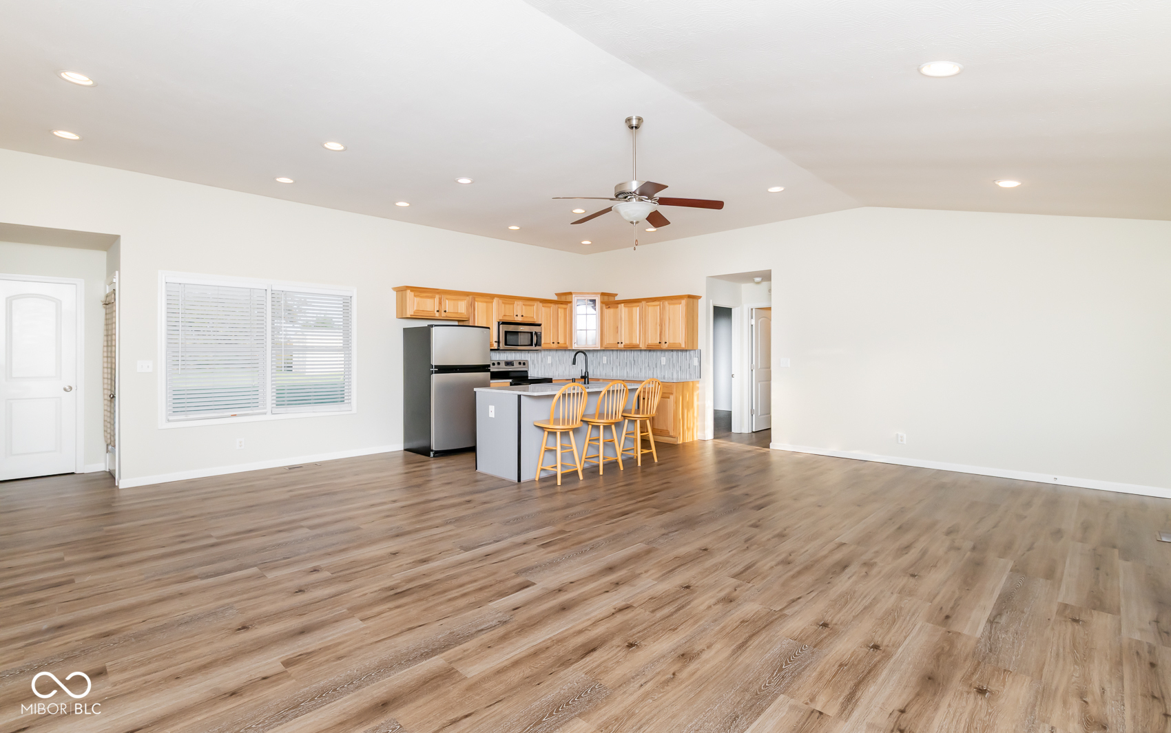 3440 Elizabeth's Way Seymour, IN 47274 - Photo 21 of 81