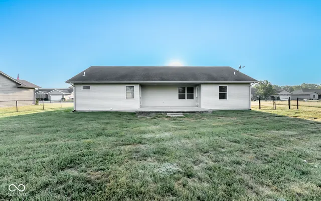 $269,000 | 3440 Elizabeth's Way, Seymour, IN 47274