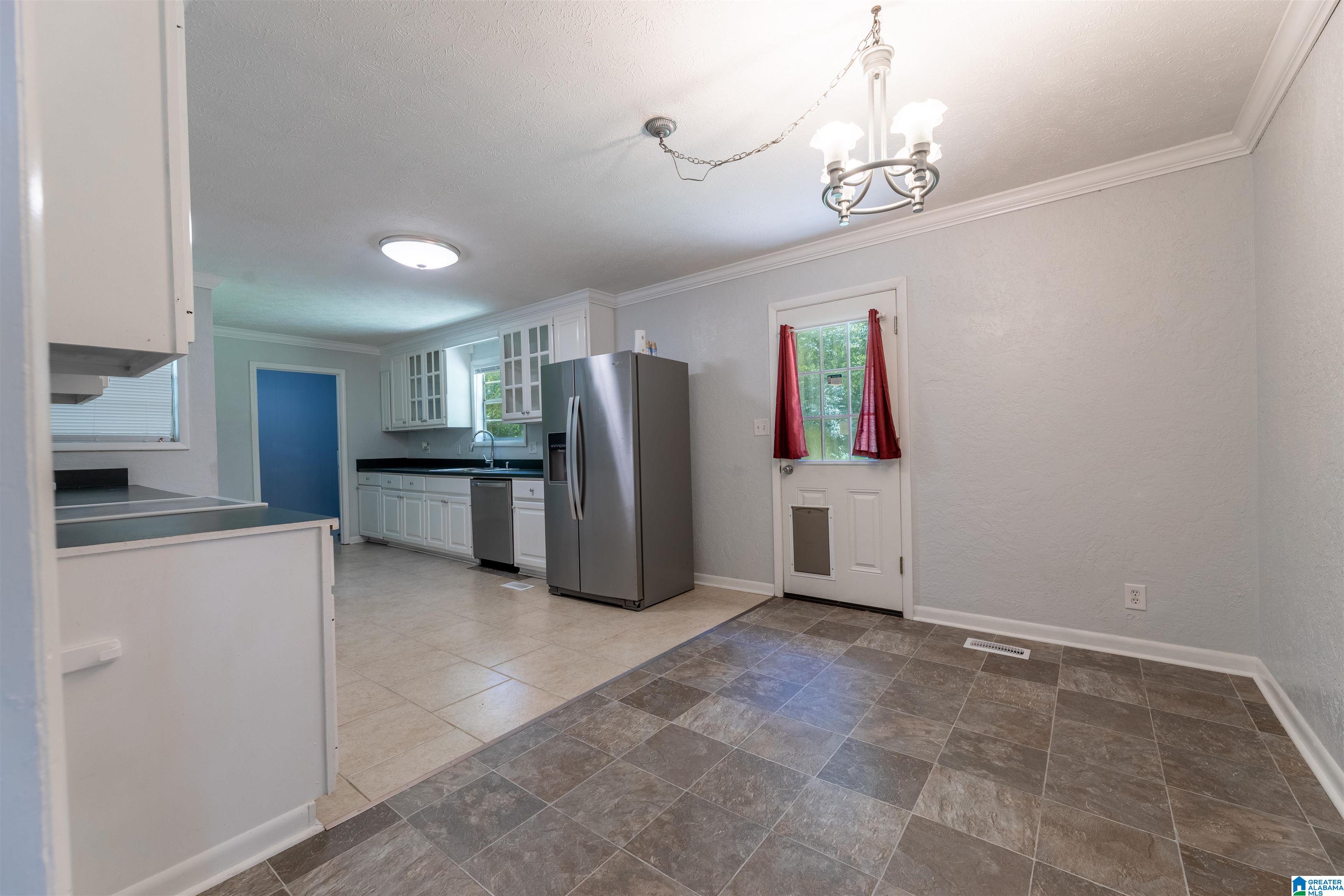 260 Greenleaf Street Southwest Jacksonville, AL 36265 - Photo 7 of 30