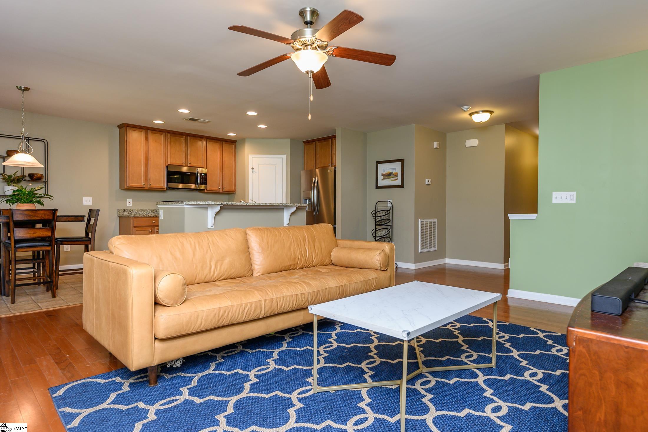 30 Shale Court Greenville, SC 29607 - Photo 9 of 28 Gallery Image 9