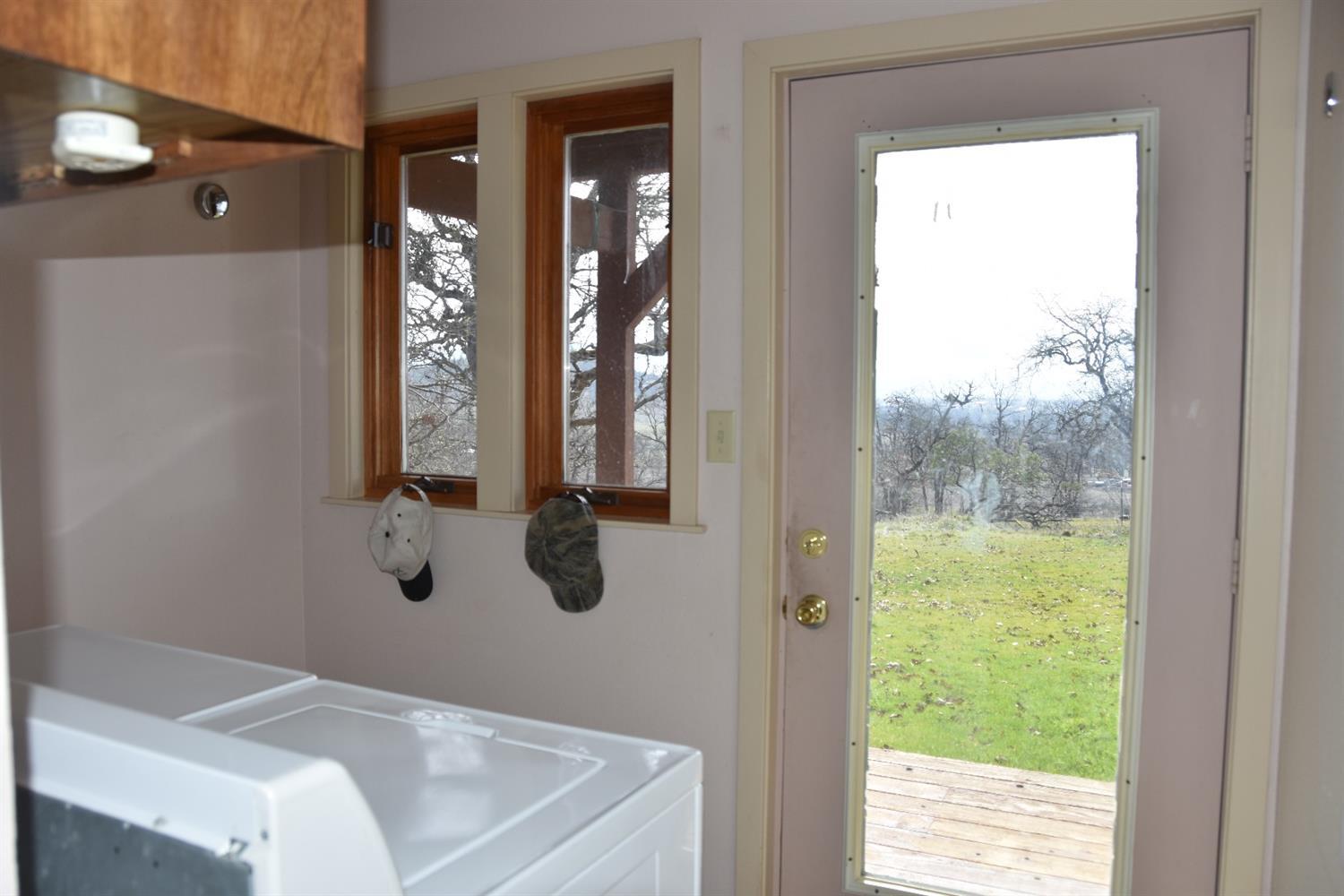 1352 West Linn Road Eagle Point, OR 97524 - Photo 17 of 24 Additional Photo