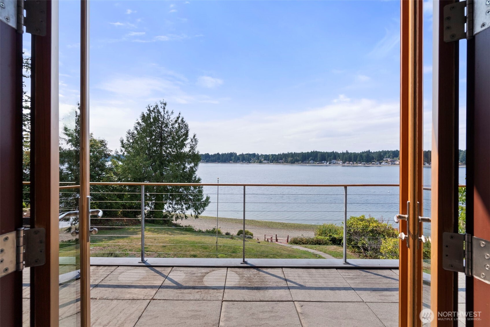 7627 Cooper Point Road Northwest Olympia, WA 98502 - Photo 28 of 39 Gallery Image 28