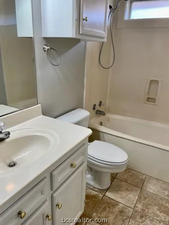 $1,875 | 212 Landsburg Court, College Station, TX 77845