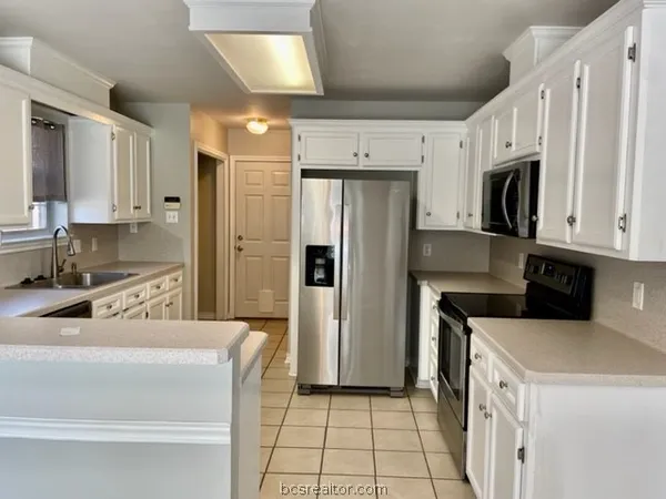 $1,875 | 212 Landsburg Court, College Station, TX 77845