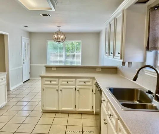 $1,875 | 212 Landsburg Court, College Station, TX 77845