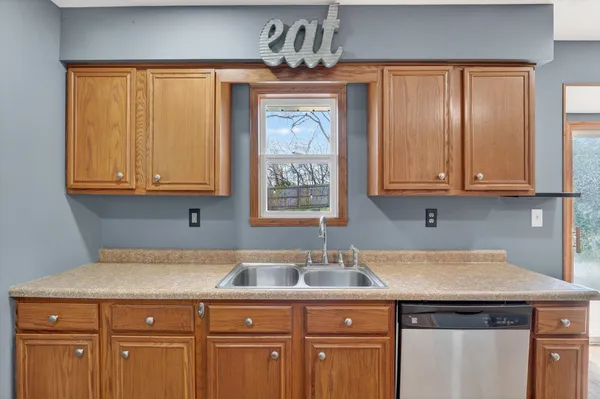 $309,500 | 2683 Bluffside Drive, Rockford, IL 61109