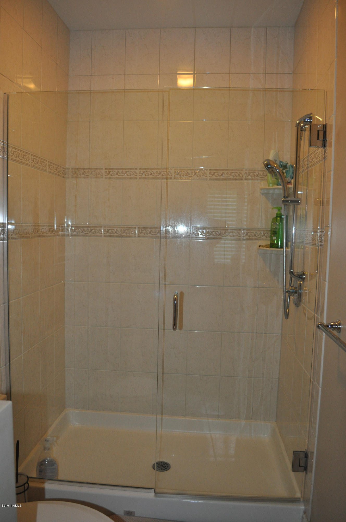 50 Stockbridge Road Lee, MA 01238 - Photo 18 of 27 a bathroom with a shower