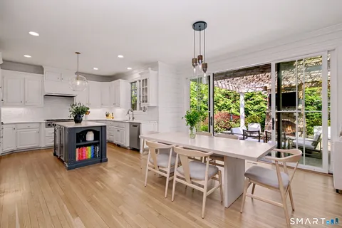 $2,650,000 | 12 Ledge Road, Norwalk, CT 06853