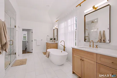 $2,650,000 | 12 Ledge Road, Norwalk, CT 06853