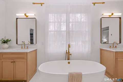 $2,650,000 | 12 Ledge Road, Norwalk, CT 06853