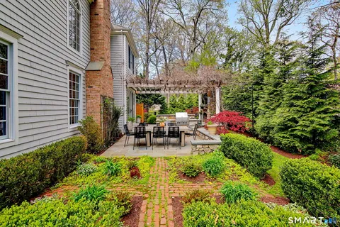 $2,650,000 | 12 Ledge Road, Norwalk, CT 06853