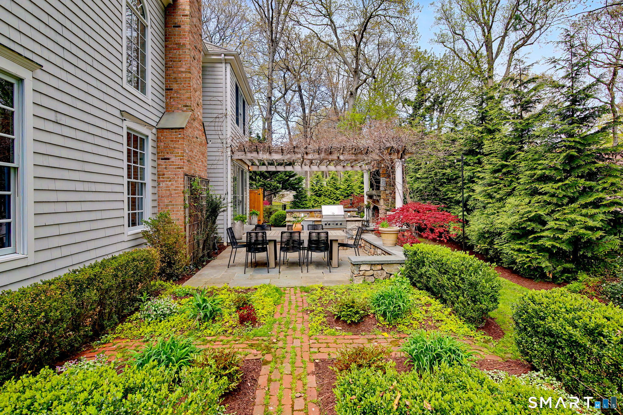 12 Ledge Road Norwalk, CT 06853 - Photo 35 of 40