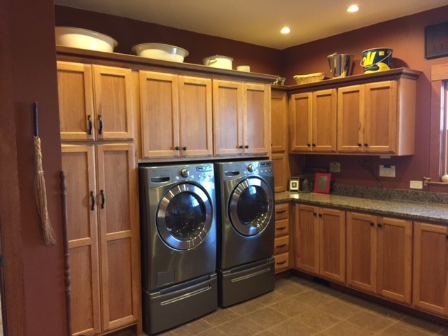 12663 West Offner Road Manhattan, IL 60442 - Photo 14 of 25 a utility room with dryer and washer