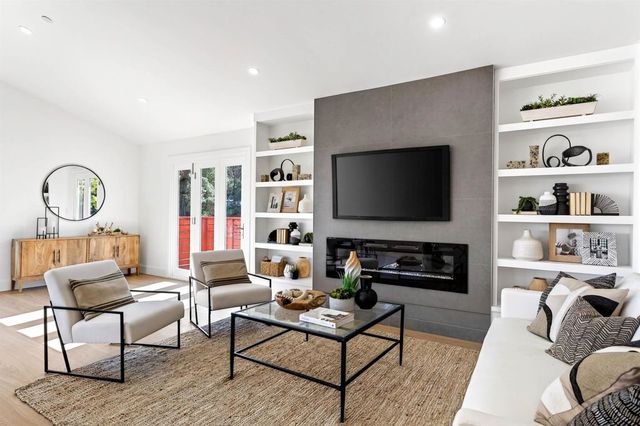 $1,659,888 | 612-612 Canyon Road, Novato, CA 94947