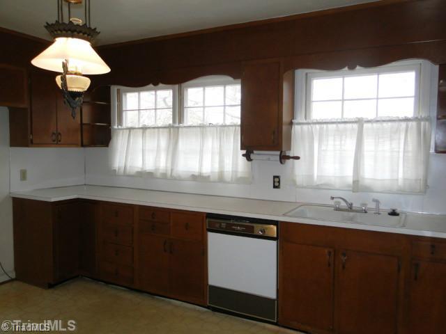 1406 Coventry Road High Point, NC 27262 - Photo 3 of 13 Kitchen. Another view of kitchen showing lot s of counter space