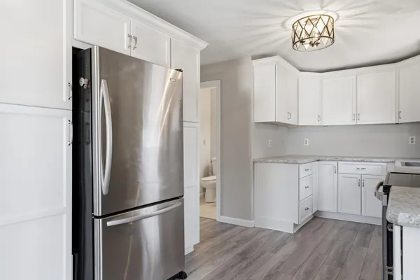 $379,900 | 11 Phillip Road, Unit R, Derry, NH 03038