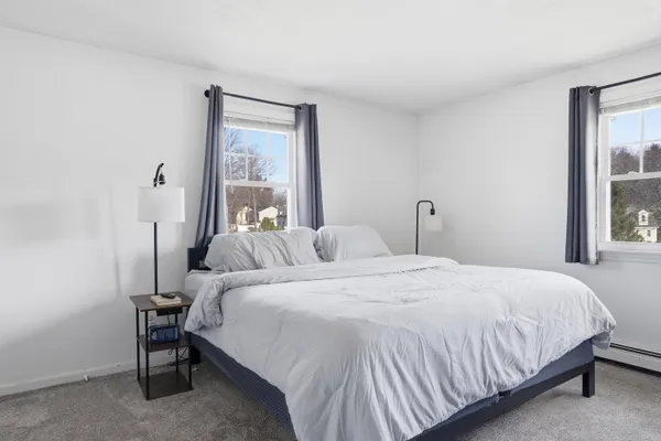 $379,900 | 11 Phillip Road, Unit R, Derry, NH 03038