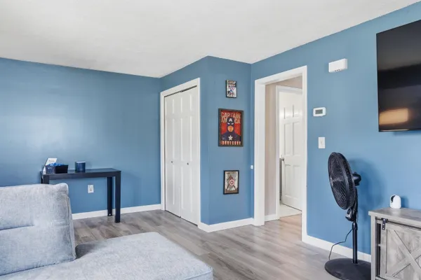 $379,900 | 11 Phillip Road, Unit R, Derry, NH 03038