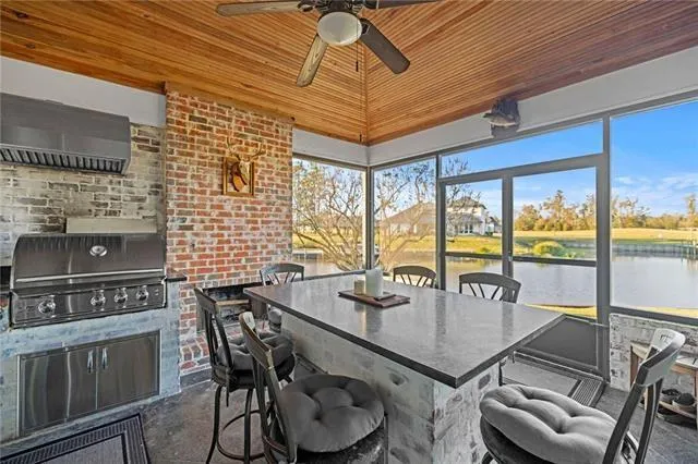 $950,000 | 24186 Snowy Egret Cove, Springfield, LA 70462