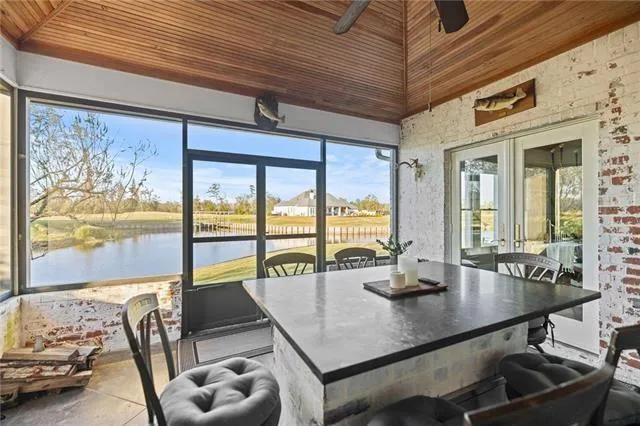 $950,000 | 24186 Snowy Egret Cove, Springfield, LA 70462