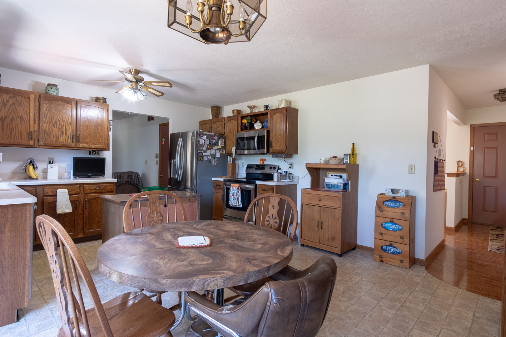 3801 Cutty Sark Road Cherry Valley, IL 61016 - Photo 8 of 25 a view of a dining room with furniture