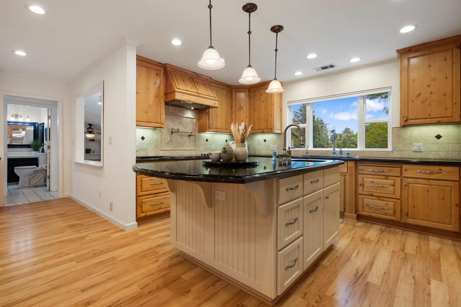 15954 Tecklenburg Road Lodi, CA 95240 - Photo 12 of 68