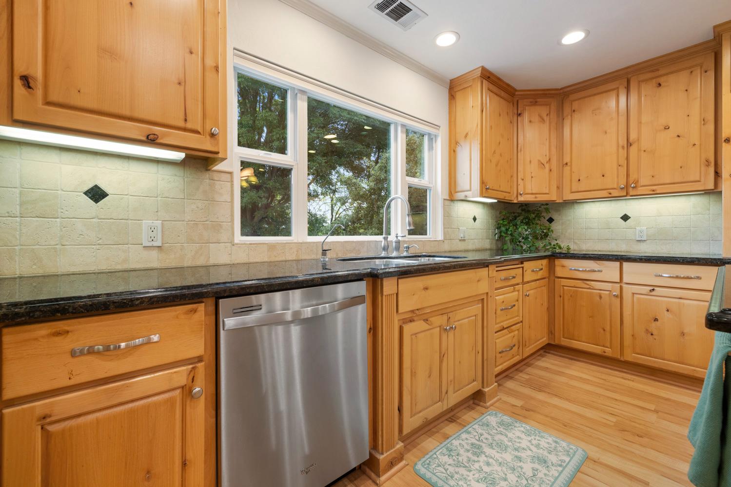 15954 Tecklenburg Road Lodi, CA 95240 - Photo 13 of 68