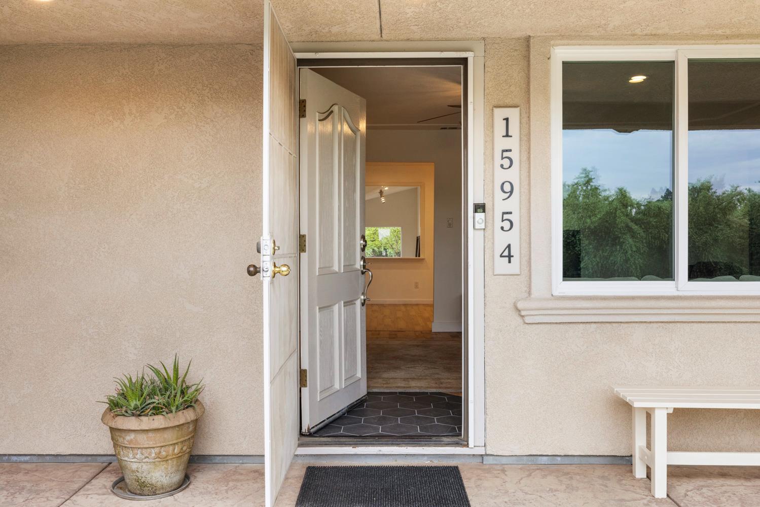 15954 Tecklenburg Road Lodi, CA 95240 - Photo 4 of 68
