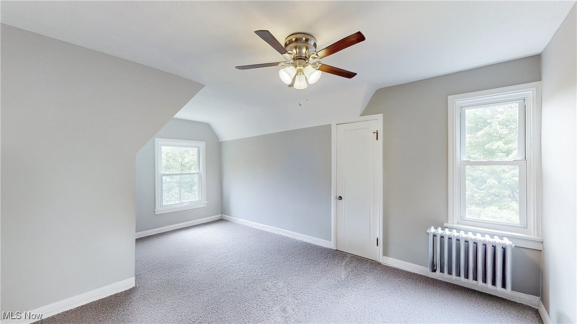 2431 Queenston Road Cleveland, OH 44118 - Photo 24 of 31