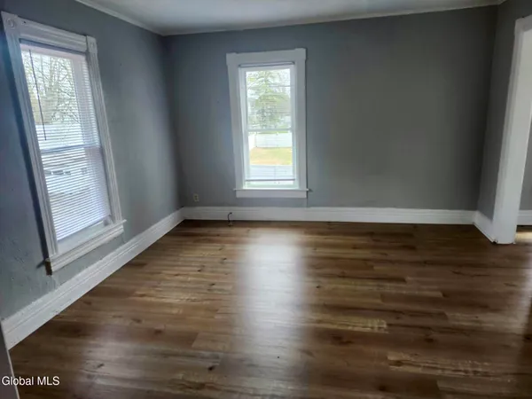 $1,550 | 20 Baldwin Avenue, Unit 2, Glens Falls, NY 12801