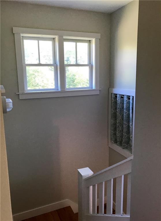 107 Boulder Hill Road Tenants Harbor, ME 04860 - Photo 15 of 18 Light filled stairwell.