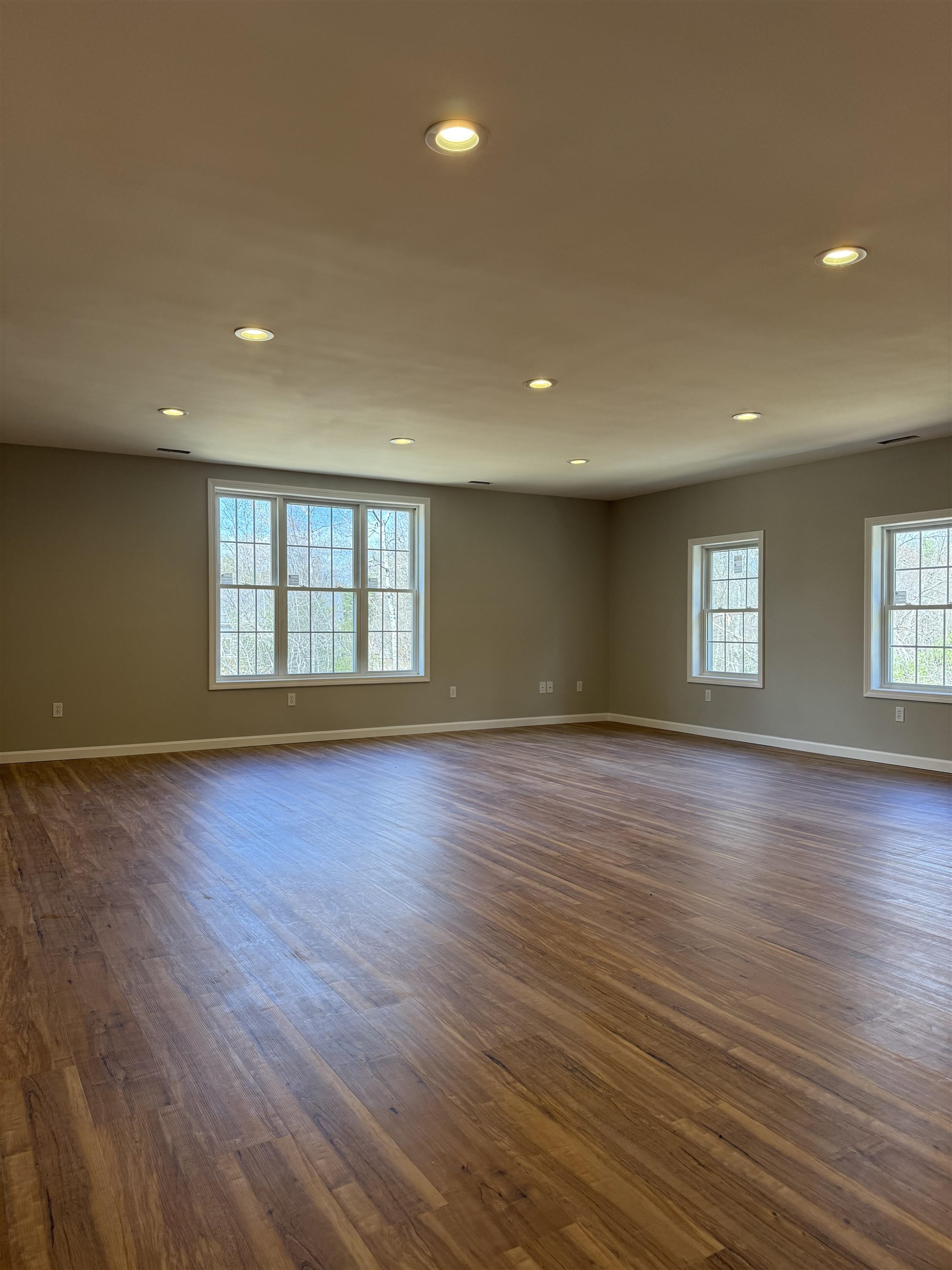 68 King Road Chichester, NH 03258 - Photo 28 of 39